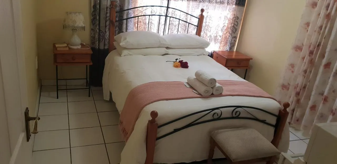 Guest house Ebenezer Guesthouse Bluewater Bay Port Elizabeth